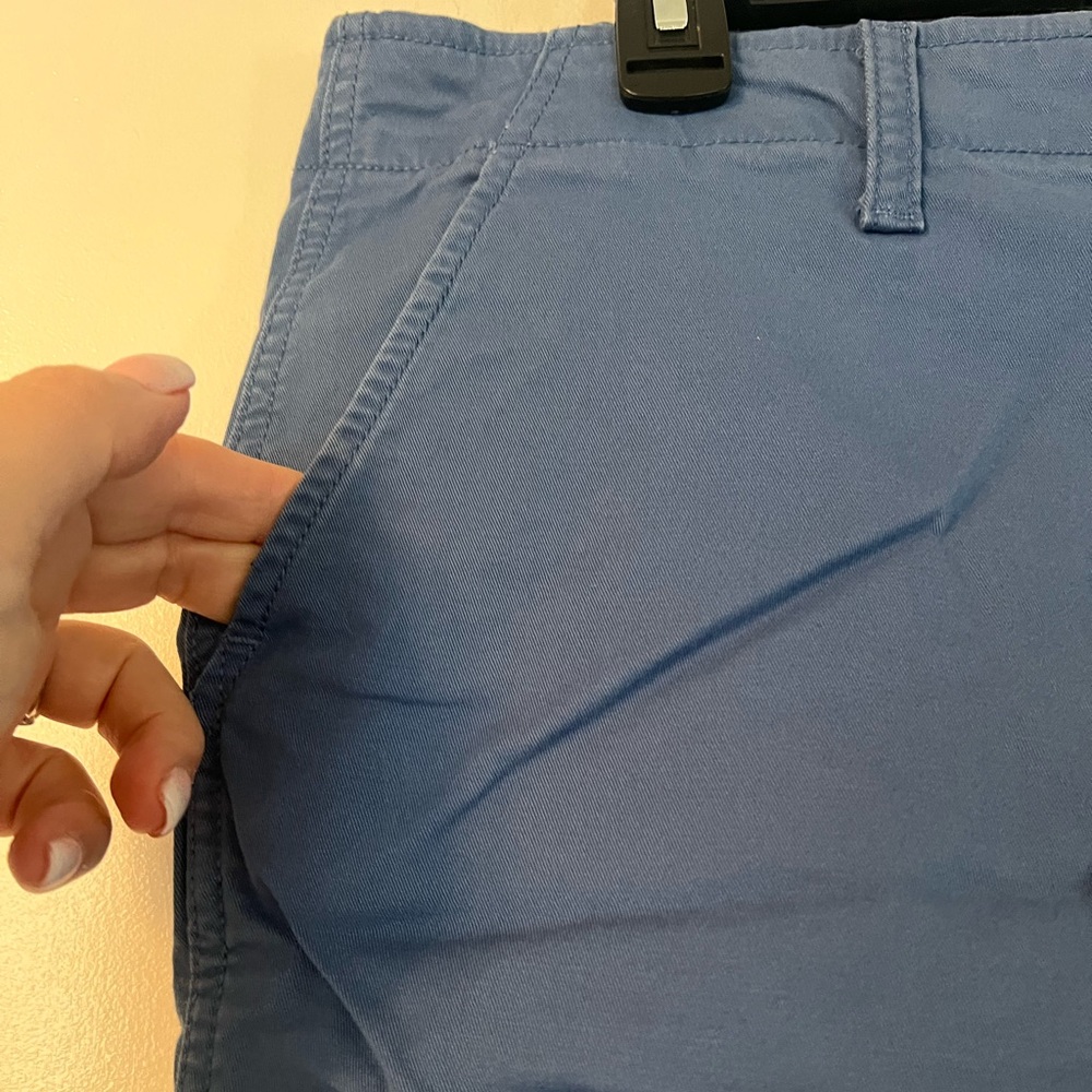 Gap ladies shorts in cobalt blue - Picture 3 of 6